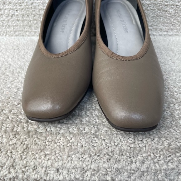 Naturalizer Lauren Taupe Leather Heel Padded Insole Neutral Pumps Shoes Office - Picture 5 of 9